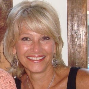 Meet your Posher, Debbie